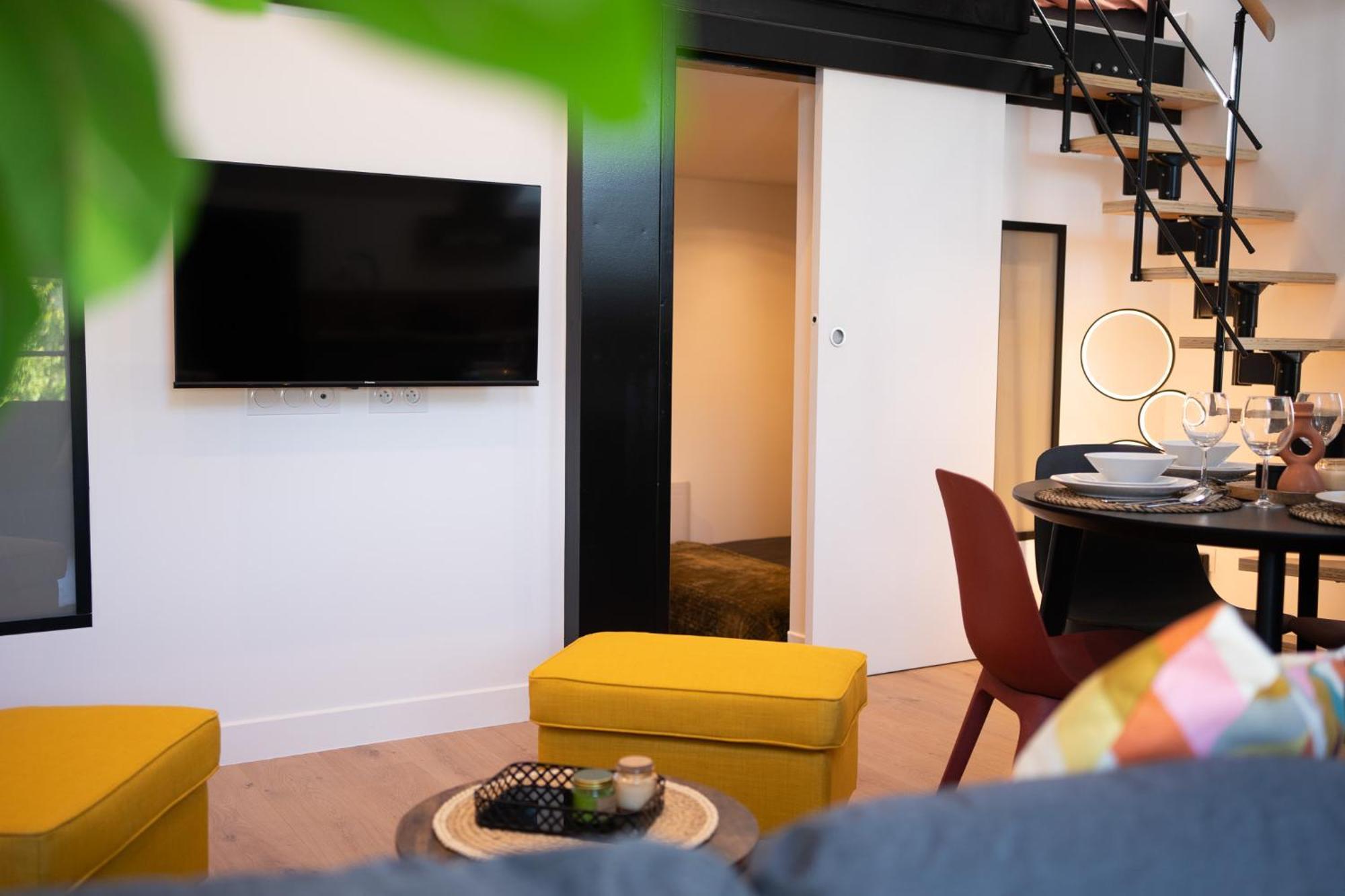 Appartements Plein Centre, A 5 Minutes Du Chateau أونزاين المظهر الخارجي الصورة