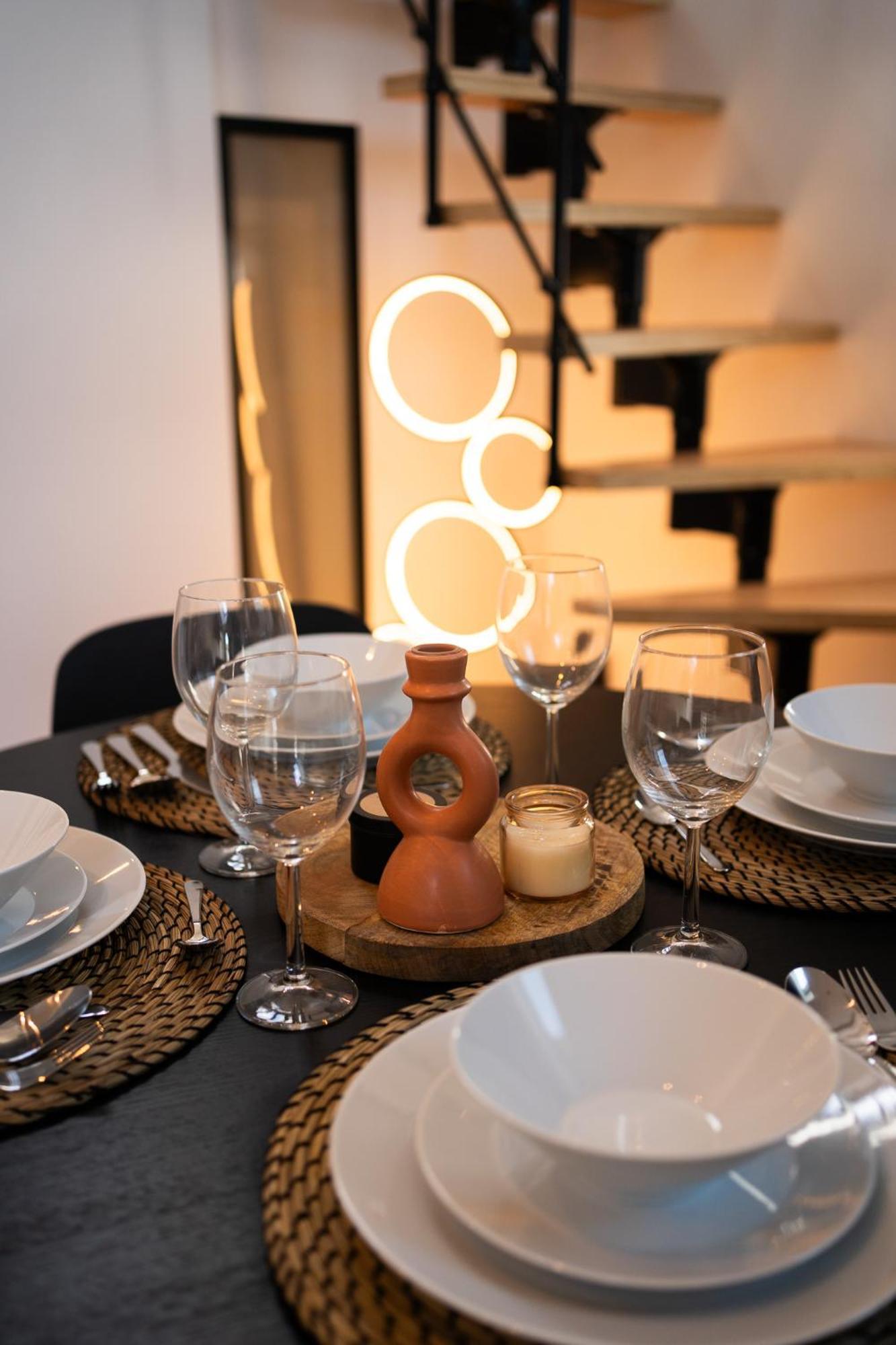 Appartements Plein Centre, A 5 Minutes Du Chateau أونزاين المظهر الخارجي الصورة
