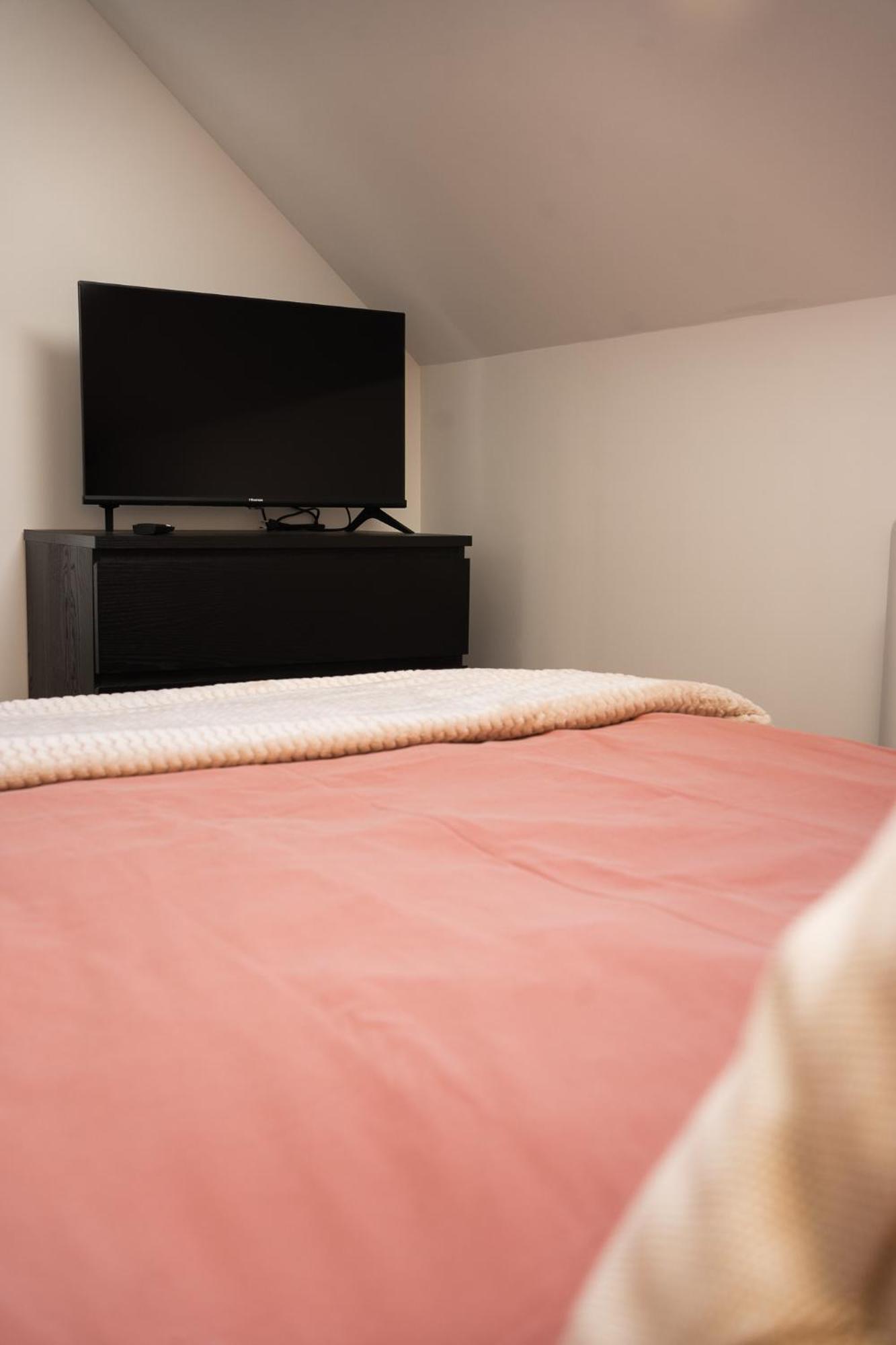 Appartements Plein Centre, A 5 Minutes Du Chateau أونزاين المظهر الخارجي الصورة